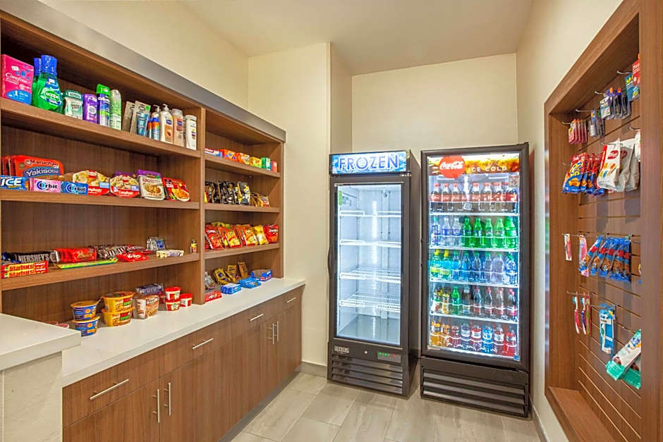 La Quinta Inn & Suites by Wyndham Dallas - Duncanville