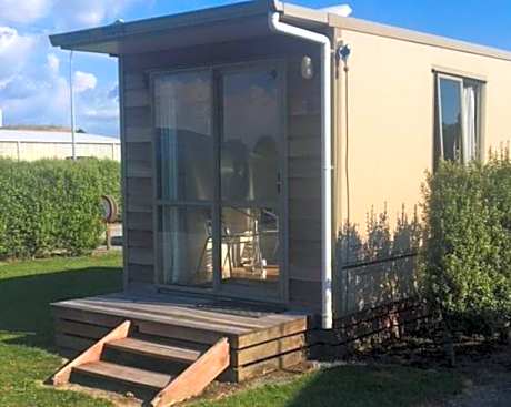 Queen Cabin with Shared Bathroom