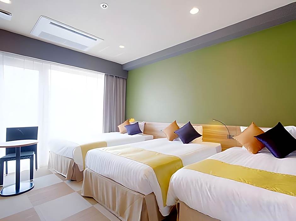 Community & Spa Naha Central Hotel