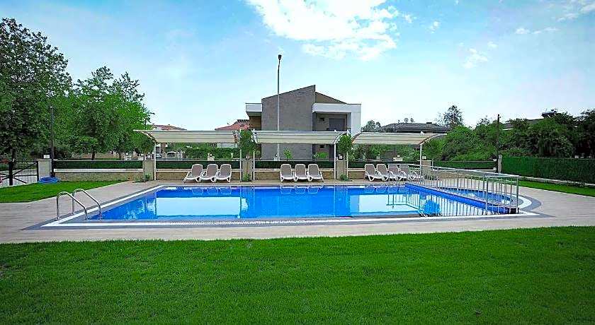 Sweet Home Kemer Apartments