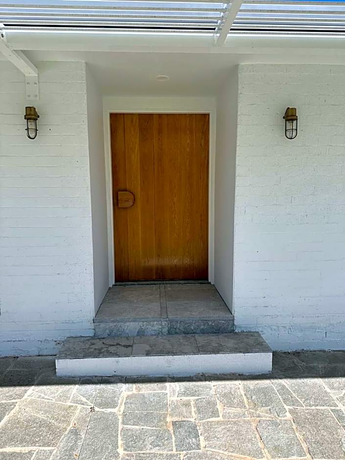 Surf Beach Motel Port