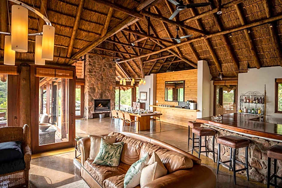 Tshwene Lodge
