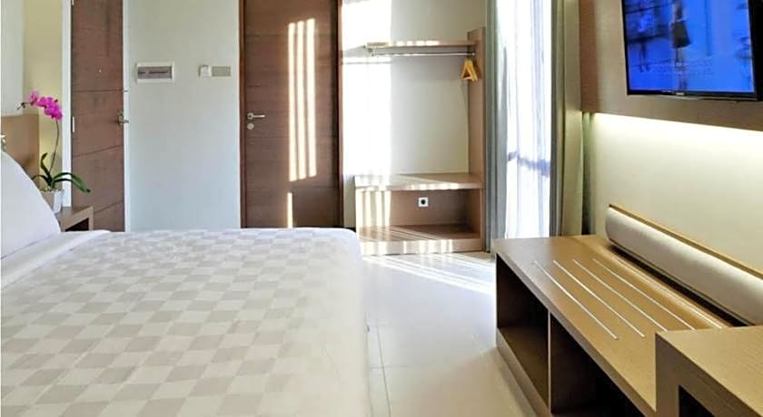 Euphoria Hotel