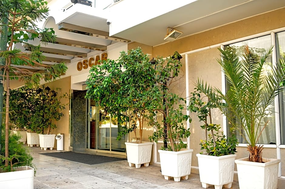 Oscar Hotel