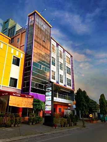 Nite and Day Surabaya - Gunungsari