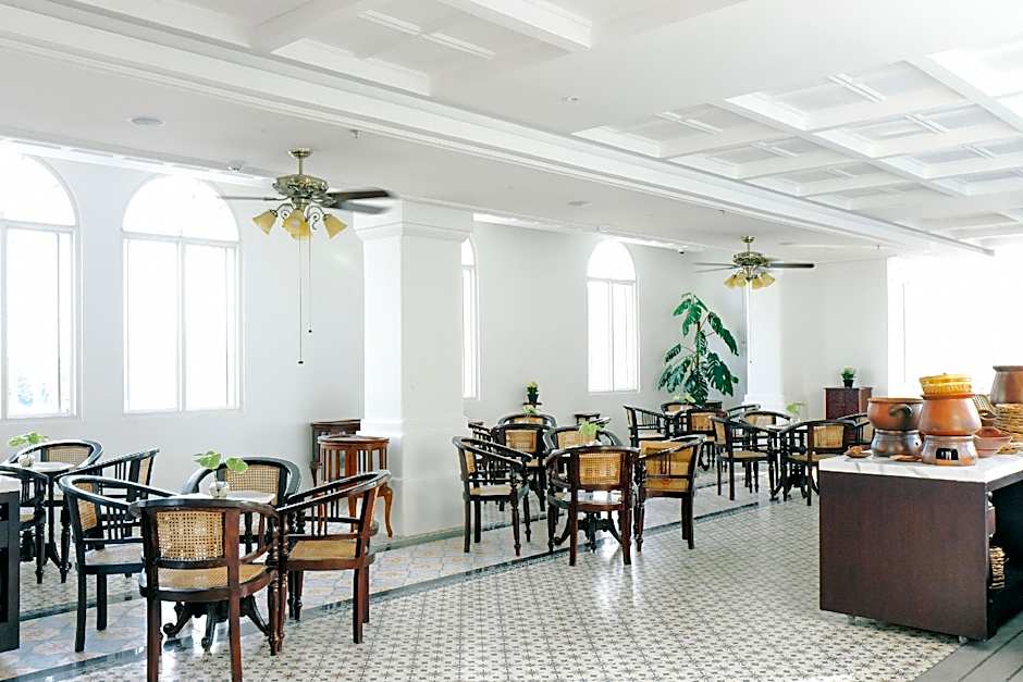 MAHALAYA The Legacy Hotel