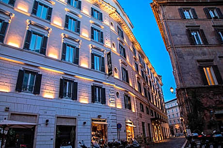 The Pantheon Iconic Rome Hotel, Autograph Collection by Marriott