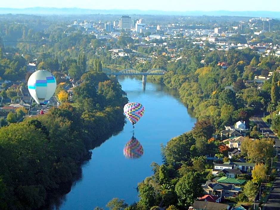 Brooklyn Motor Lodge
