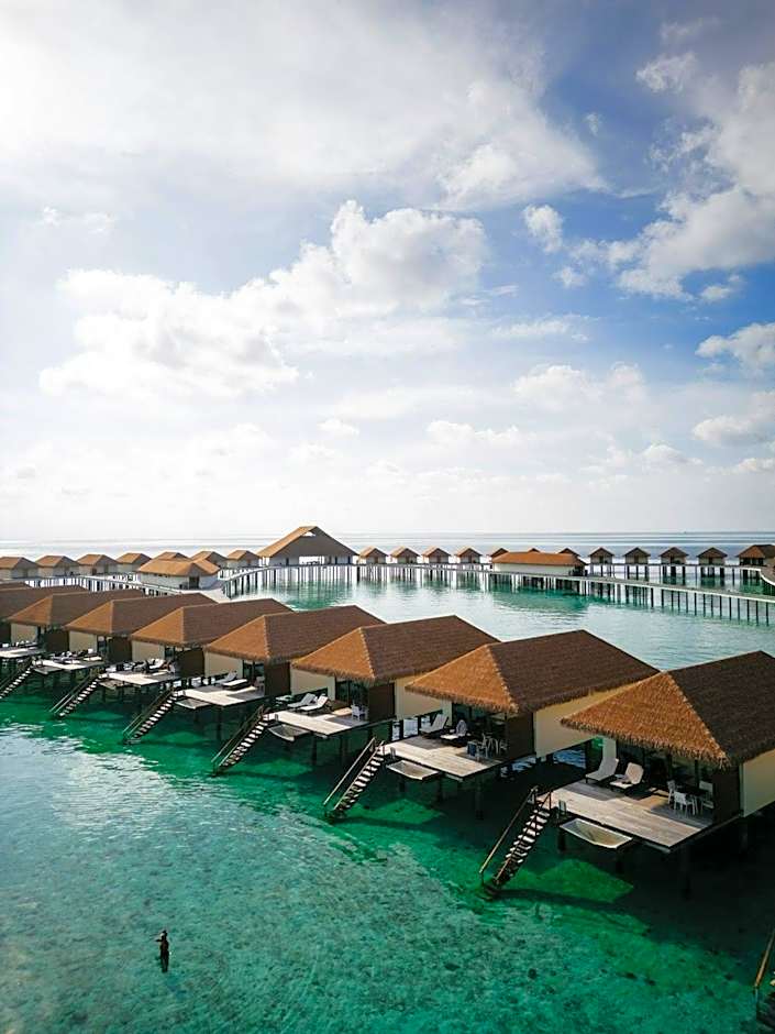 Cinnamon Velifushi Maldives