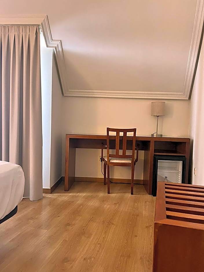 U Hotel Ogalia Vigo