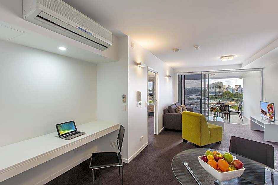 Code Apartments