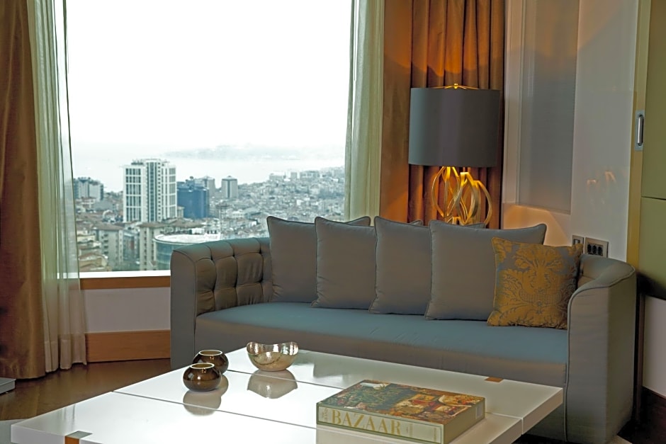 Renaissance by Marriott Istanbul Polat Bosphorus Hotel