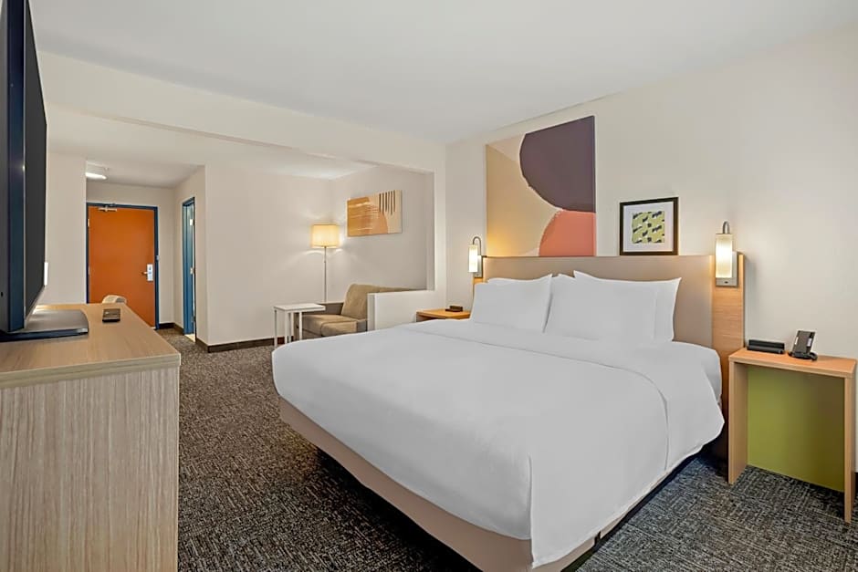 Spark by Hilton Moline Quad Cities