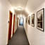 Hotel Hoyers 24h Check-in,Pinneberg, Free Parking and WiFi