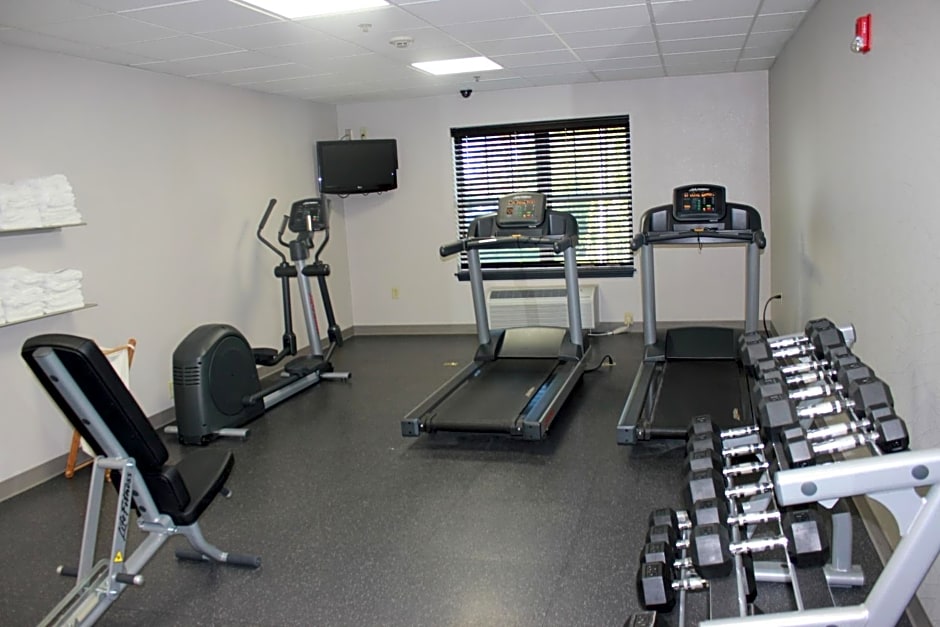 Country Inn & Suites by Radisson, Roanoke, VA