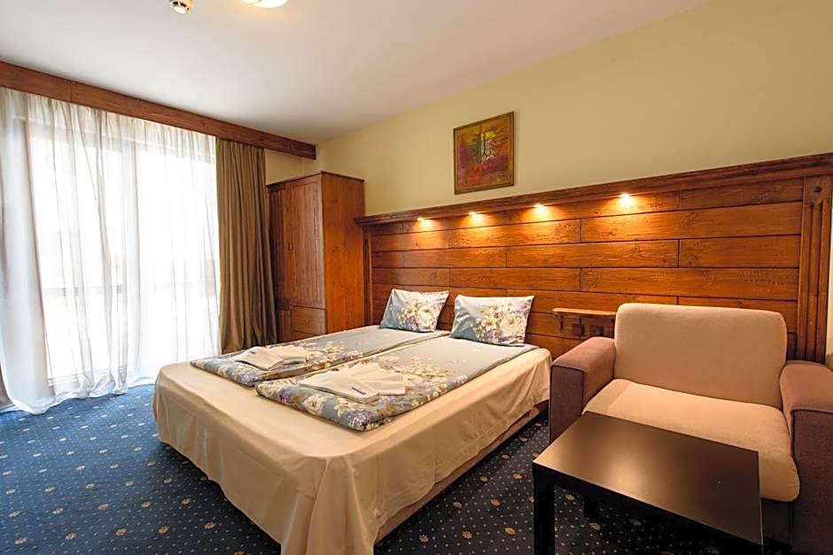 Kap House Family Hotel