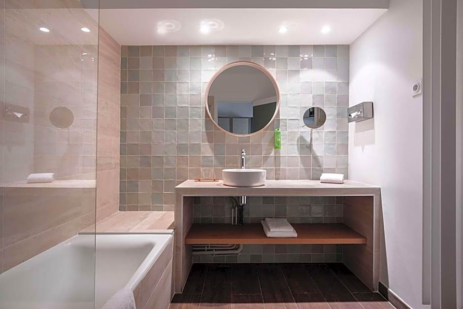 Best Western L'Oree Paris Sud