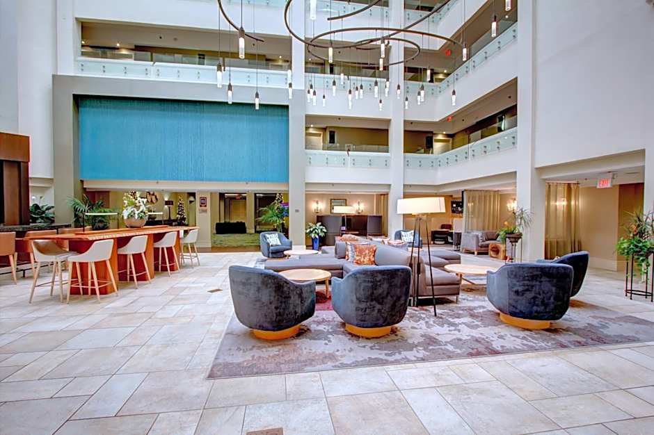 Crowne Plaza Charleston By IHG