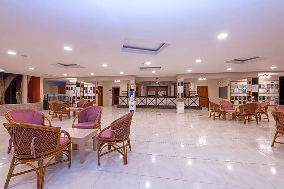 ARMAS GREEN FUGLA BEACH