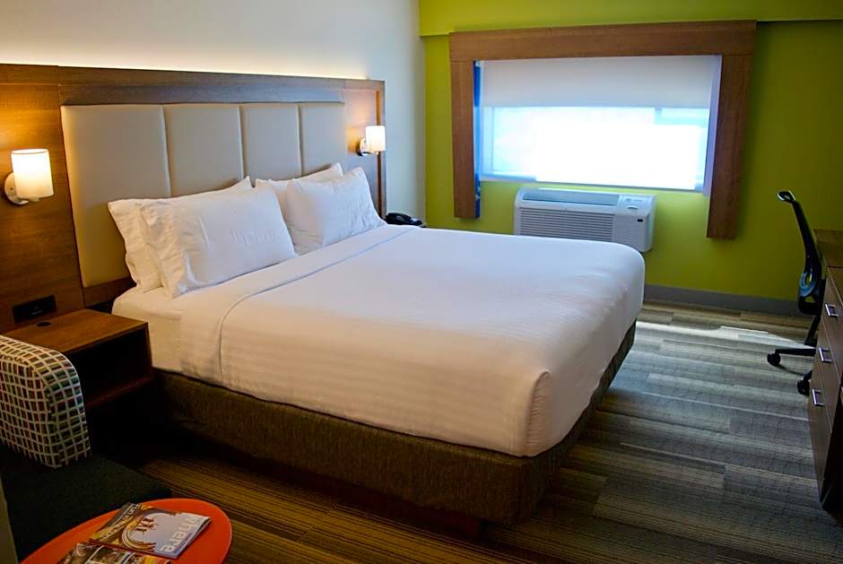 Holiday Inn Express Vancouver Airport-Richmond By IHG