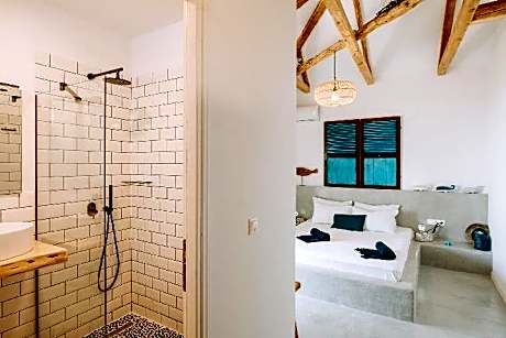 Queen Room with Sea View