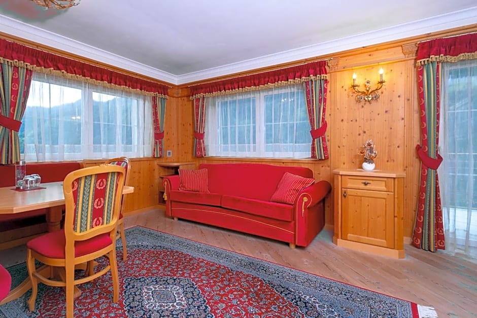 Das Land-Palais - Your lovely Mountain Hideaway