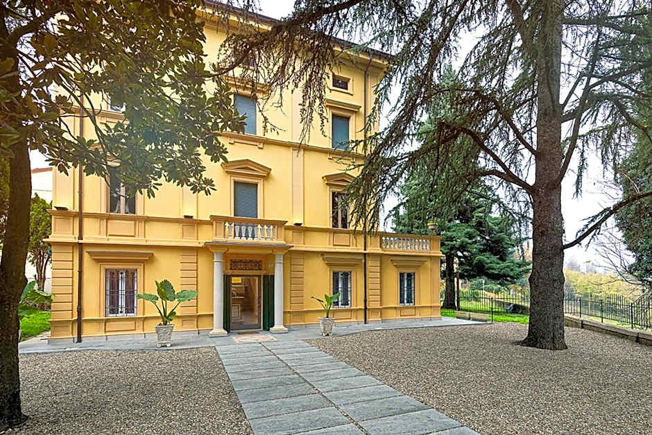 VILLA EVELINA Bad And Breakfast Home Restaurant Gurmet
