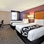 La Quinta Inn & Suites by Wyndham Tacoma Seattle