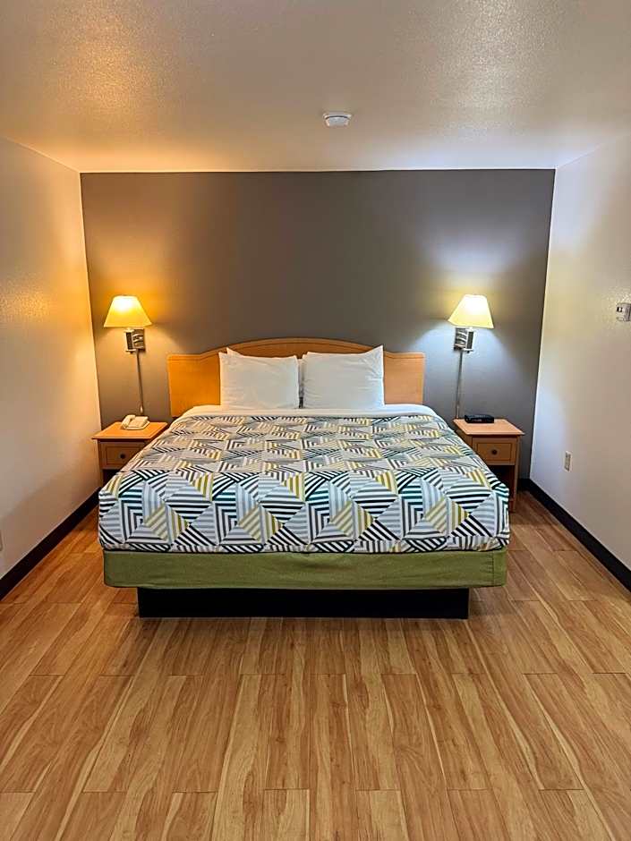 Blue Bonnet Suites -Lubbock, TX - Medical Center