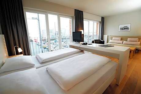 Junior Suite (2 Adults)