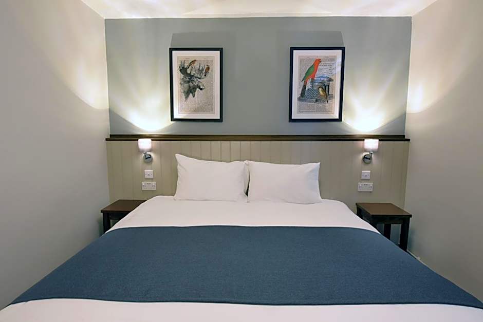 Oaklands by Greene King Inns