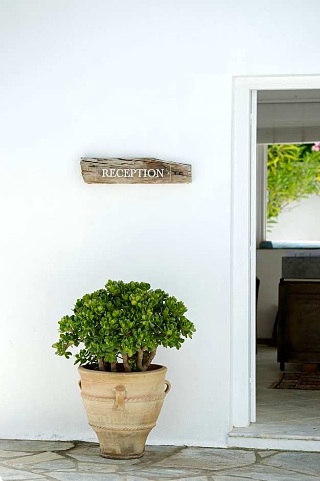 Skiathos Holidays Suites & Villas