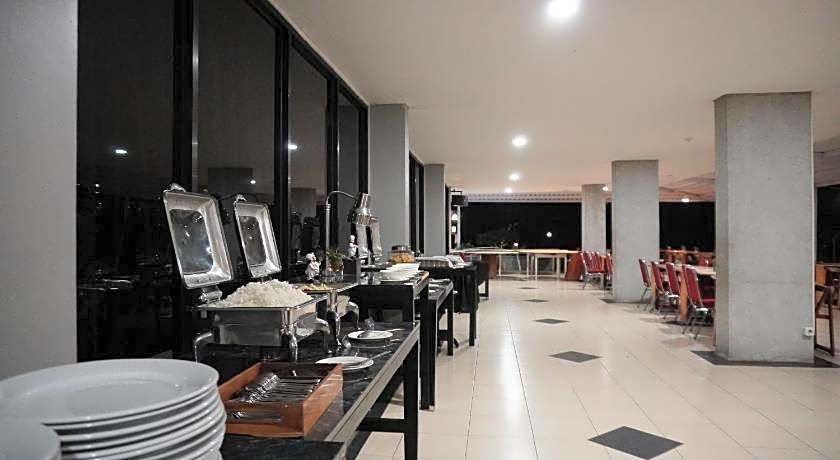 Hotel Patra Parapat