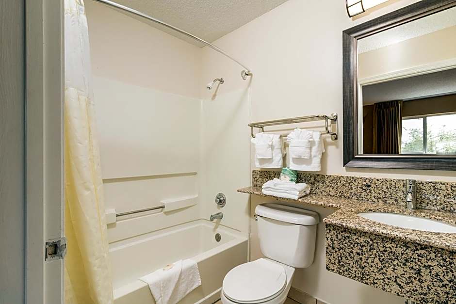 Siegel Select Bartlett