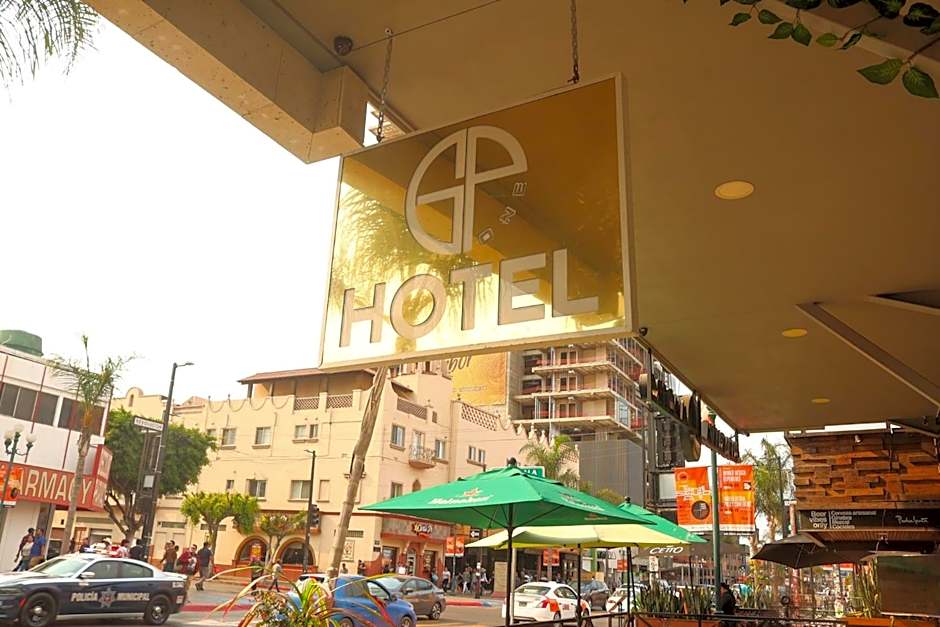 Hotel Grand One Plaza