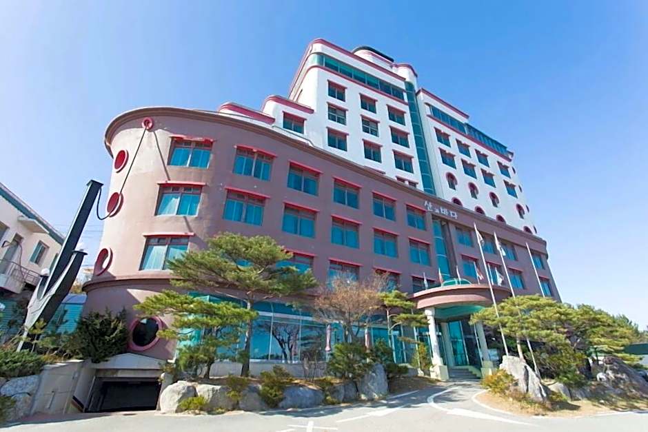 Benikea Hotel Mountain & Ocean Daepohang