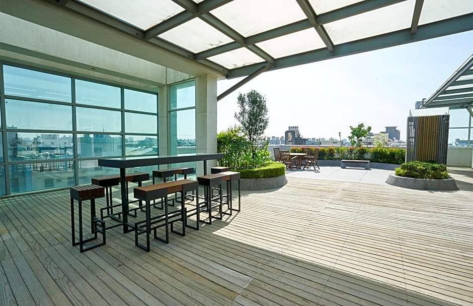 Taipung Suites Hotel