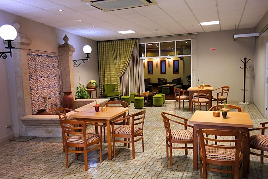 Hotel Rainha D. Amélia, Arts & Leisure