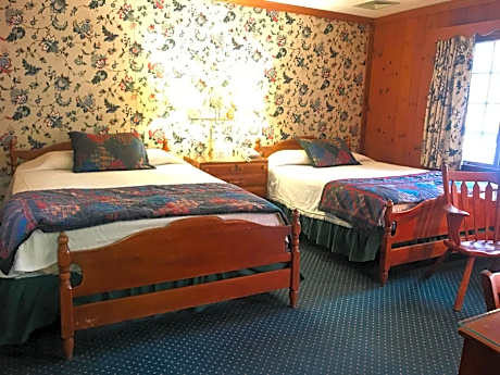 Queen Room with Two Queen Beds