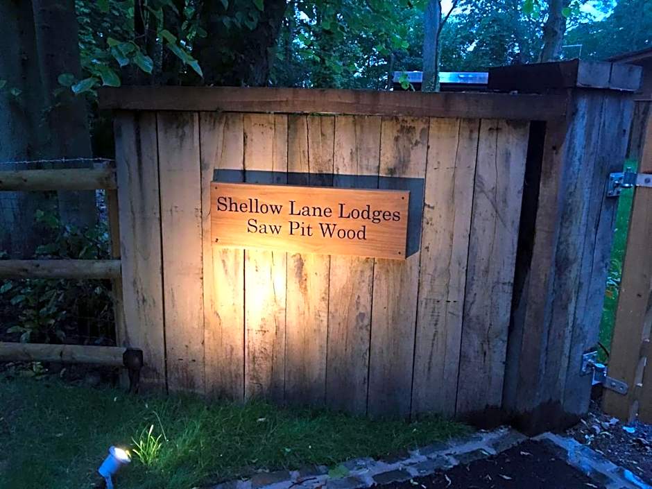 Shellow Lane Lodges