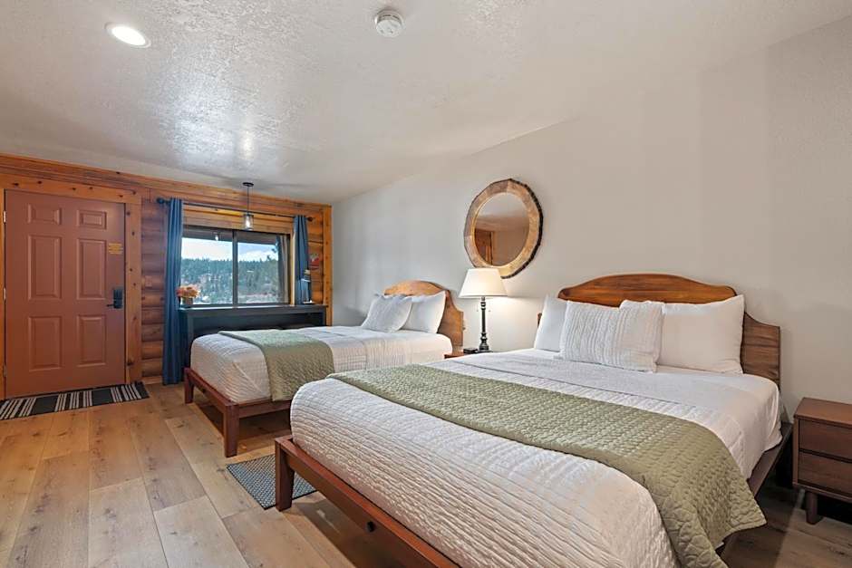 Duck Creek Village Inn