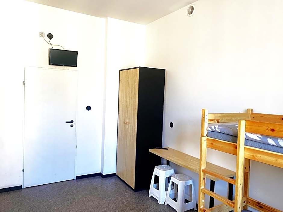 Najtańsze noclegi Piłsudskiego 93