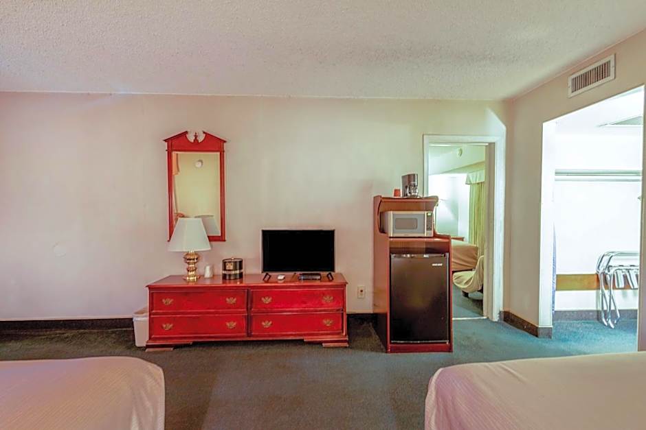 Royal Holiday Motel By Belvilla Gallup I-40