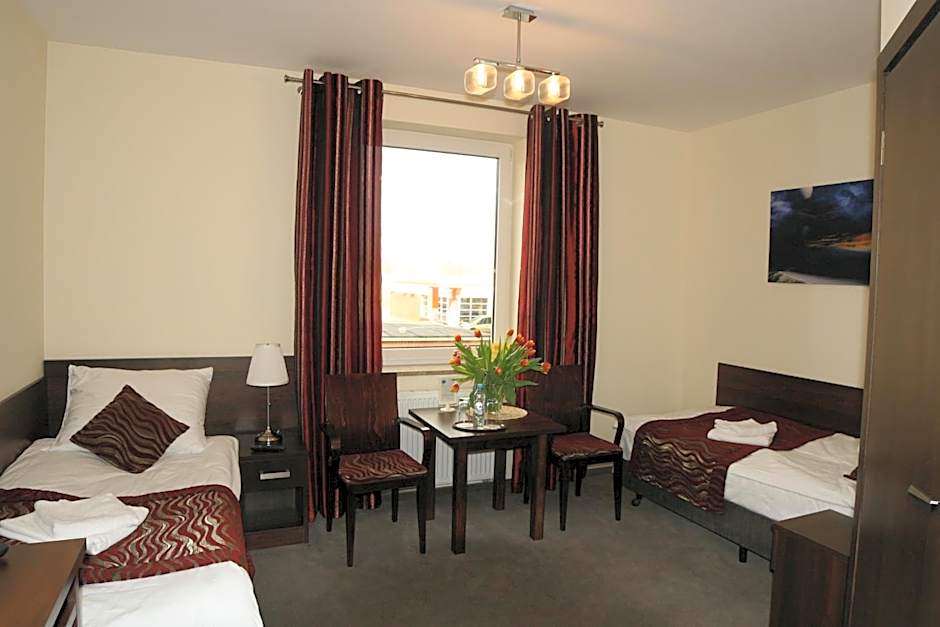Hotel Kosmonauty Wrocław-Airport