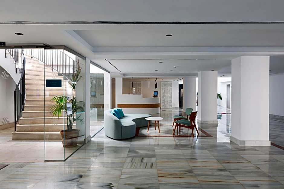 Alua Suites Las Rocas