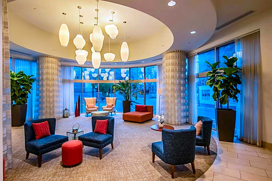 Hilton Garden Inn Alexandria Old Town National Harbor