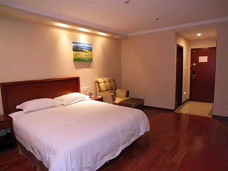 GreenTree Inn Xuzhou High Speed Railway Station Express Hotel