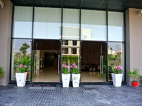 Himawari Guesthouse at Kanyarat