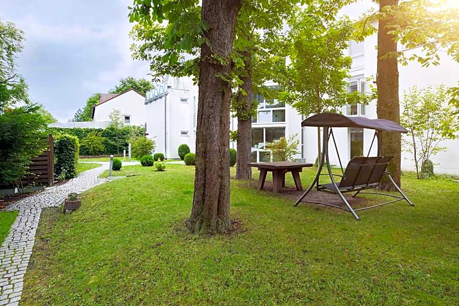 Empress Boutique Hotel