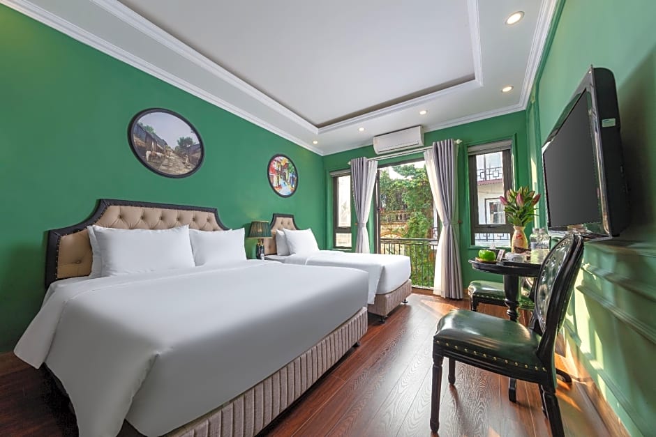 Madelise Adora Hotel and Travel